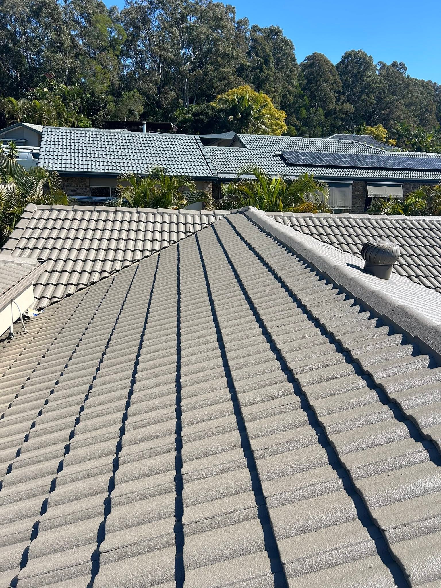 Two tone roof restoration